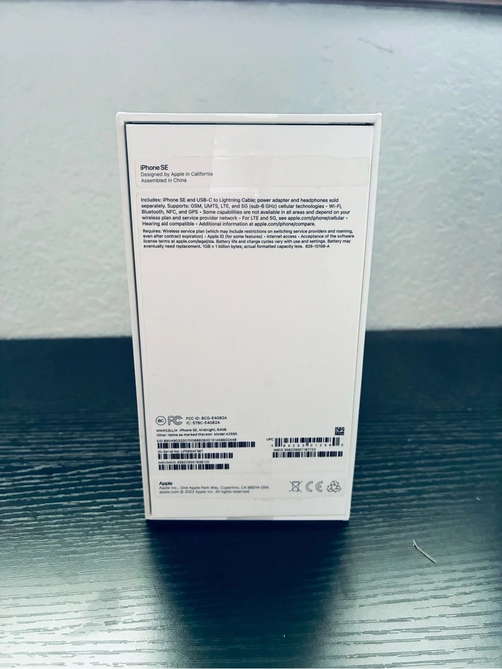 Apple iPhone SE 3rd Generation Bundle (Midnight)